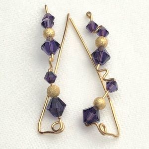 🐷 Handmade Wire Wrapped Climbing Earrings